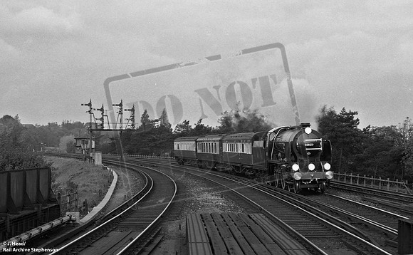 30925 1956-10-24 Shortlands