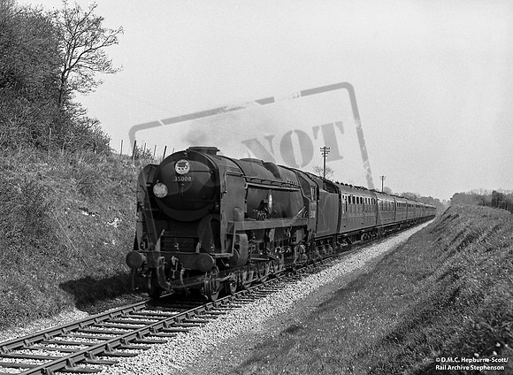 35008 1966-05-01 near Ropley