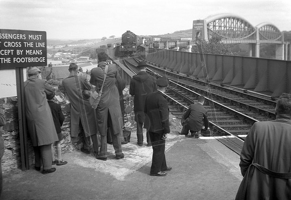 7001 1959-05-02 Saltash