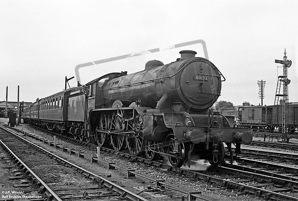 61633 1952-07-26 Spalding