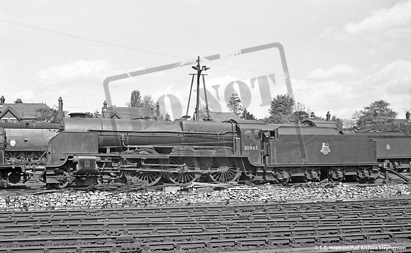 30865 1950s Bournemouth shed