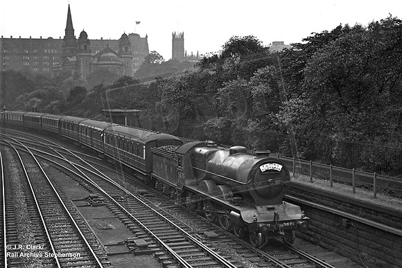 9875 1937-08-24 Edinburgh