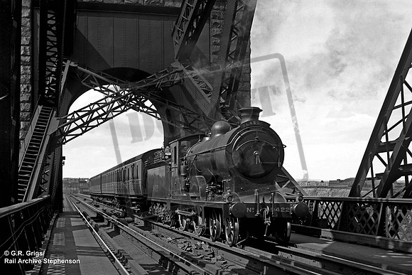 9422 1929-06 Forth Bridge