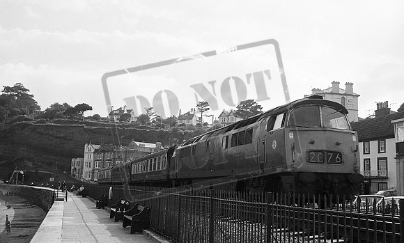 D1045 1968-06-03 Dawlish