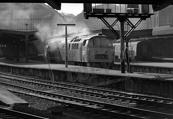 D1001 1975 Paddington