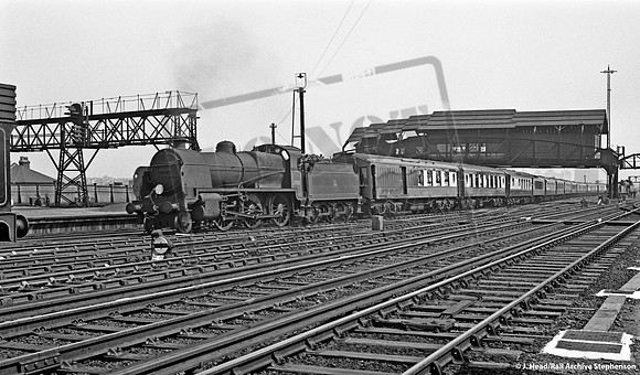 31810 1952c Clapham Junction