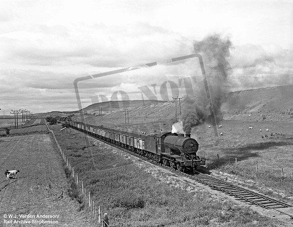 65908 1964-05 near Kinglassie
