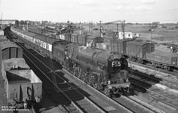 92220 1960-06-28 Pengam