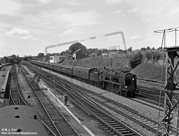 34071 1966-06-11 Basingtoke