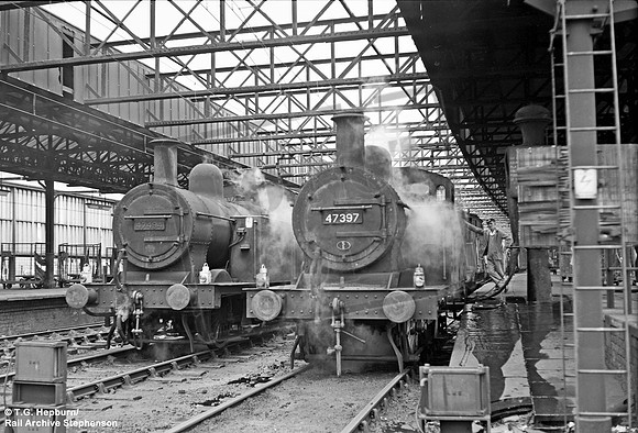 47397 1966-08-01 Crewe station