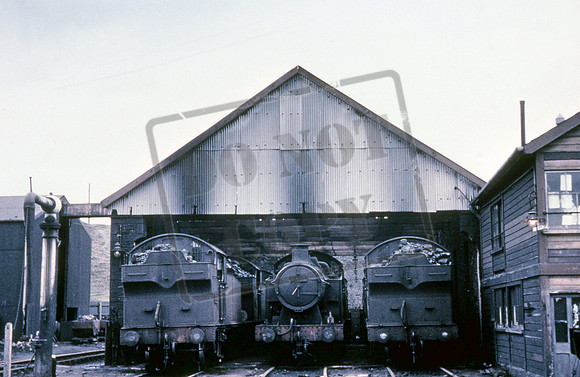 6661 1964-04-18 Rhymney shed