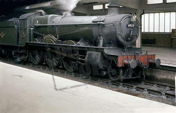 6929 1963-05-08 Banbury station