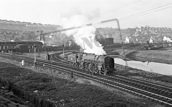 70017 1956-05-05 Laira Triangle