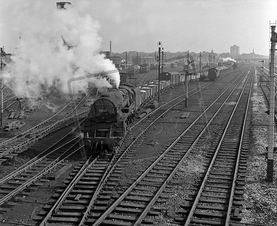 92027 1960s Departing Patricroft Yard