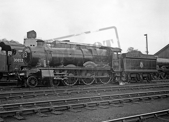6953 1952-09-13 Eastleigh shed