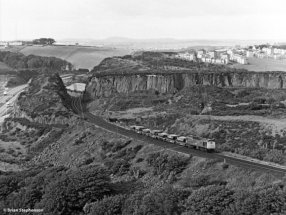 25xxx 1974-10-01 Hookhill Cutting near Inverkeithing