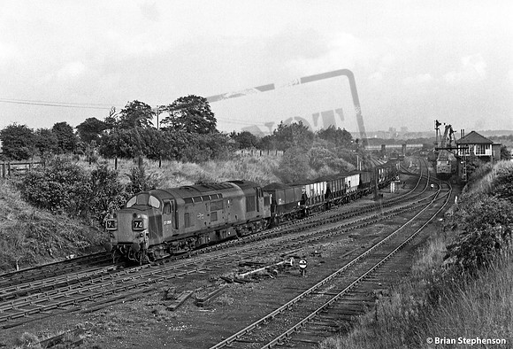 37058 1974-09-30 South Pelaw Junction