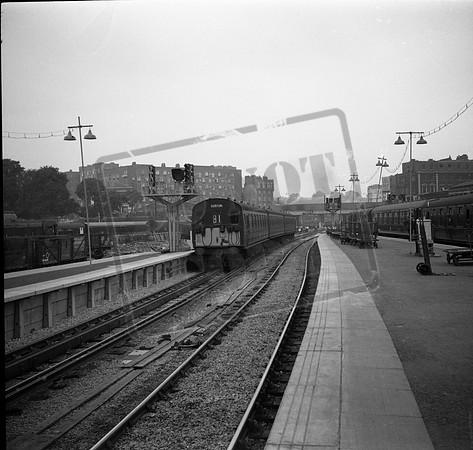 EMU 1964-07-21 London Euston-ROneg-1711-024