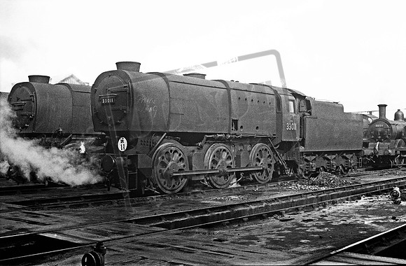 33011 1950s Nine Elms