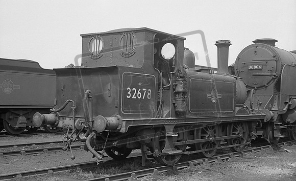 32678 1961-05-24 Eastleigh