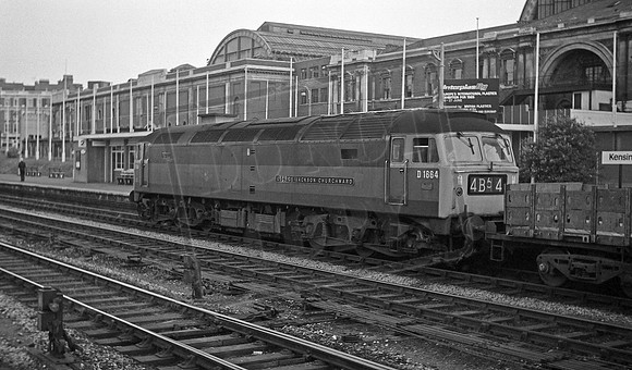 D1664 1969-06-11 Kensington Olympia