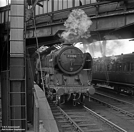 72000 1952-05 Preston