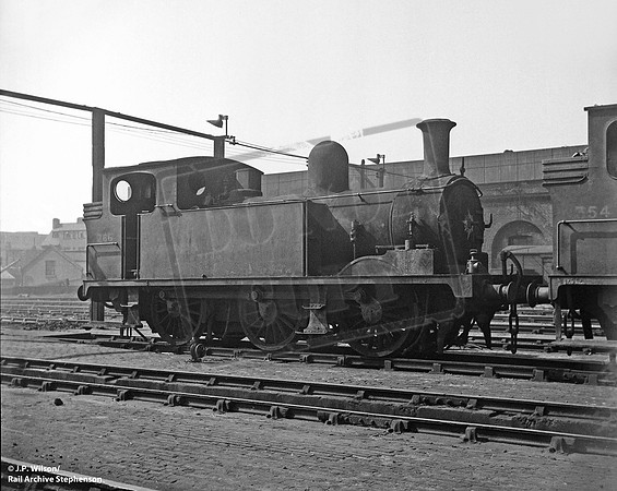 266 1948-05-17 Nine Elms shed