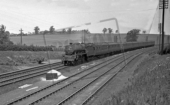 5696 1947 Wellingborough Nest Fields-ROneg-316