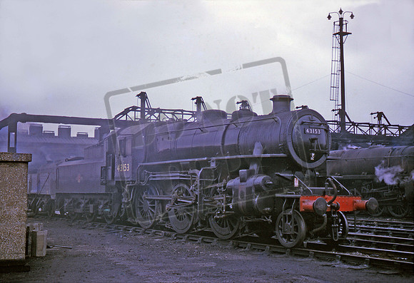 43153 1962-04-15 New England