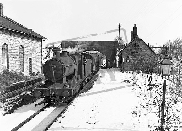 3218 1965-03-06 Pylle Halt