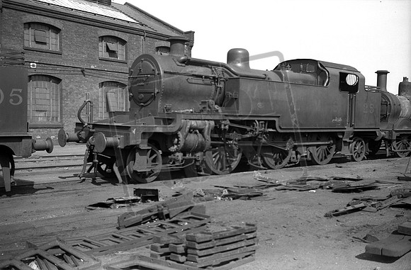 25 1935 Derby