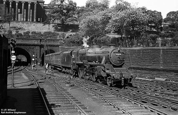 44820 1957-07-01 Edinburgh Waverley