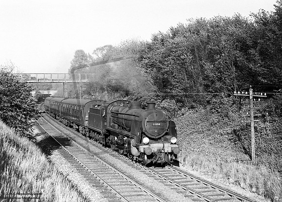 31858 1964-05-12 near Gomshall and Shere