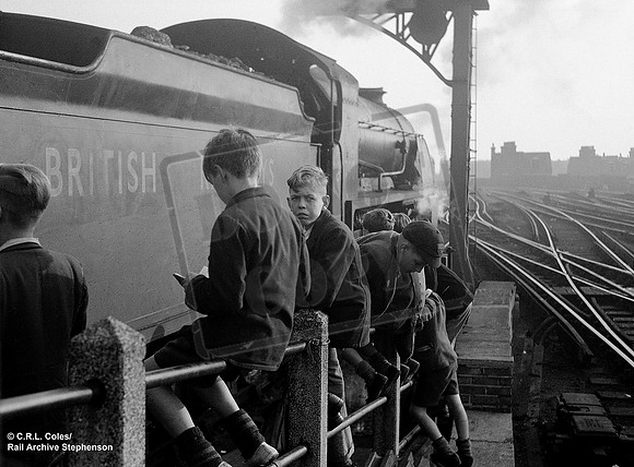 30790 1951 Waterloo