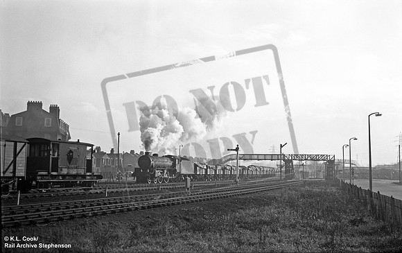 61048 1961-11-25 Abbey Mills Junction