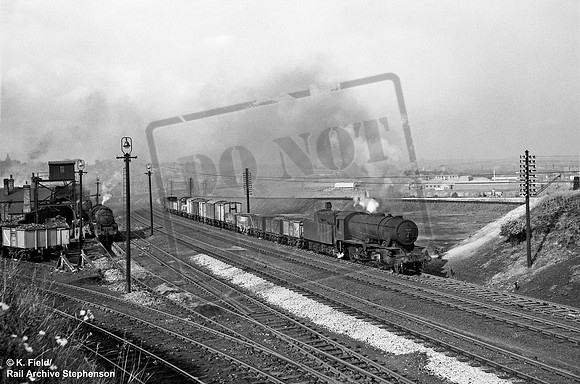 90127 1950s Farnley Junction