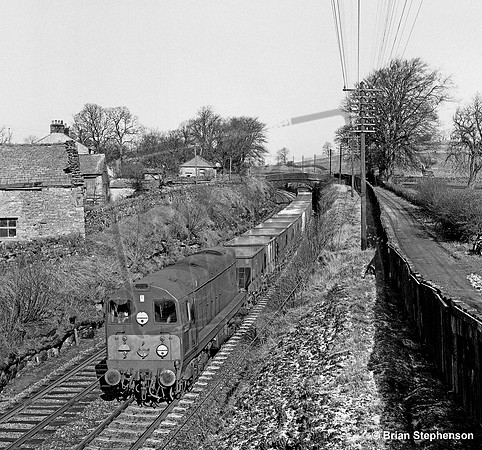 D8127 1967-03-31 Shap Village