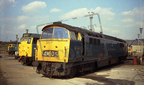 D1019 1972-10-01 Old Oak Common