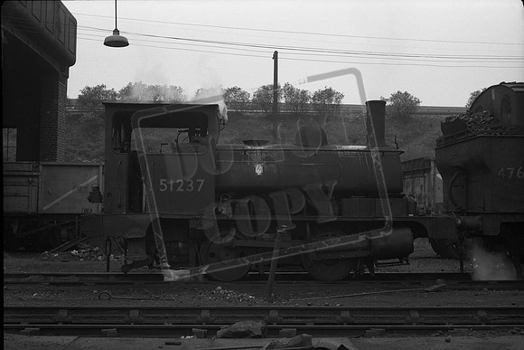 51237 1961 Agecroft-ROneg-603