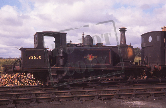 32650 1960s Eastleigh