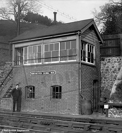 Signalbox 1912c Winchester