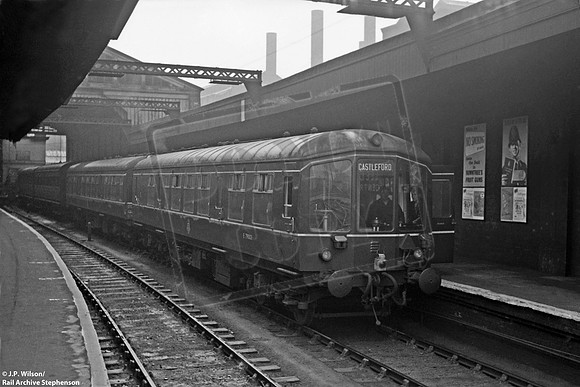 DMU E79003 1958c Leeds Central