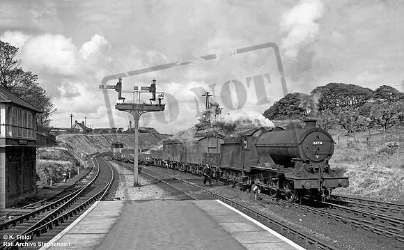 64731 1950s Cromer Beach