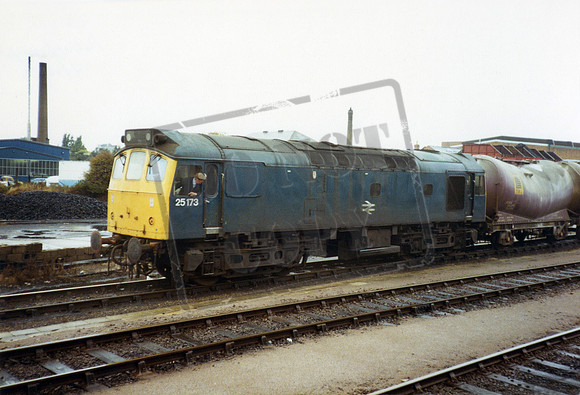 25173 1982-10-04 Peterborough