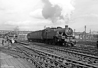 42429 1956-10-06 Derby station