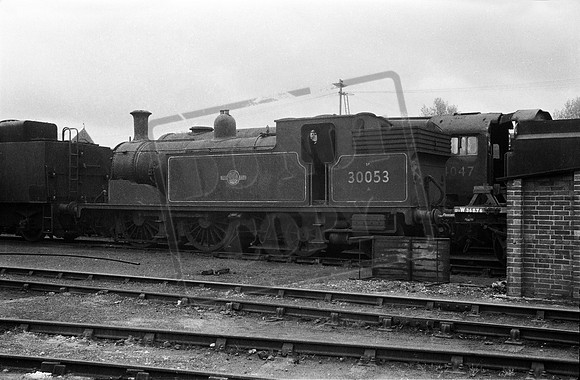 30053 1964 Eastleigh shed