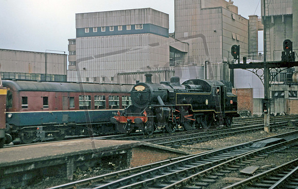 NIR 4 1975 Belfast York Road