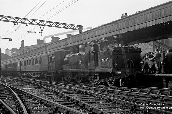 41983 1954-04-03 Fenchurch Street