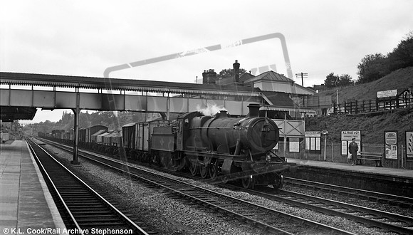 3839 1957-09-28 Gerrards Cross
