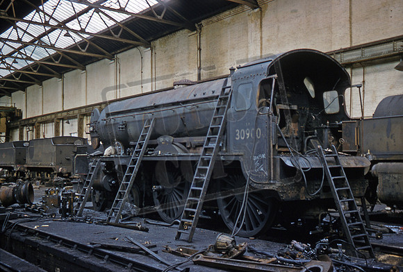 30900 1962-03-11 Ashford Works